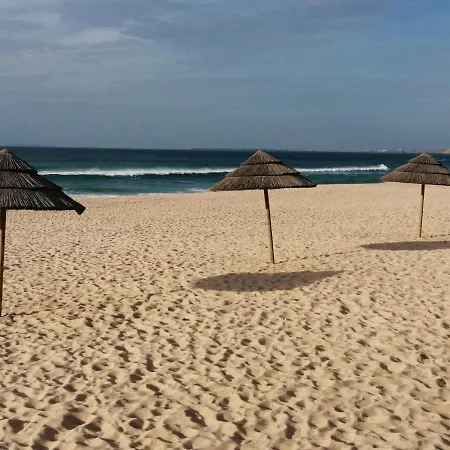 By The Da Areia Branca Apartament Lourinhã