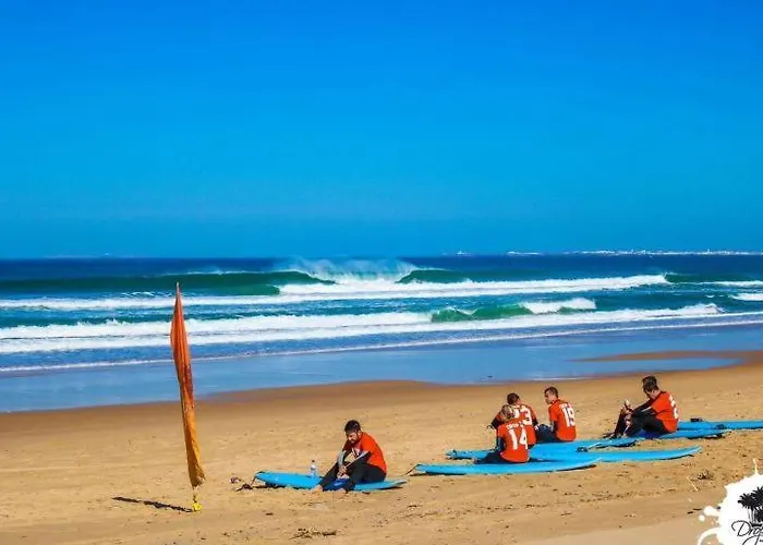 By The Da Areia Branca Lourinhã
